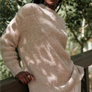 JENNI KAYNE ALPACA BOUCLE CREWNECK🧸